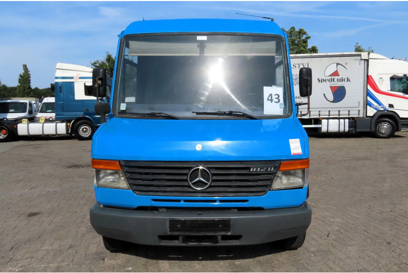 Mercedes-Benz Vario 812D - 패널 밴 : 사진 2 Mercedes-Benz Vario 812D - 패널 밴 : 사진 2