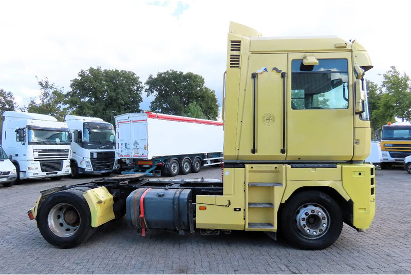 Renault Magnum 480 Mack!! Retarder! Manual - 트랙터 유닛 : 사진 4 Renault Magnum 480 Mack!! Retarder! Manual - 트랙터 유닛 : 사진 4