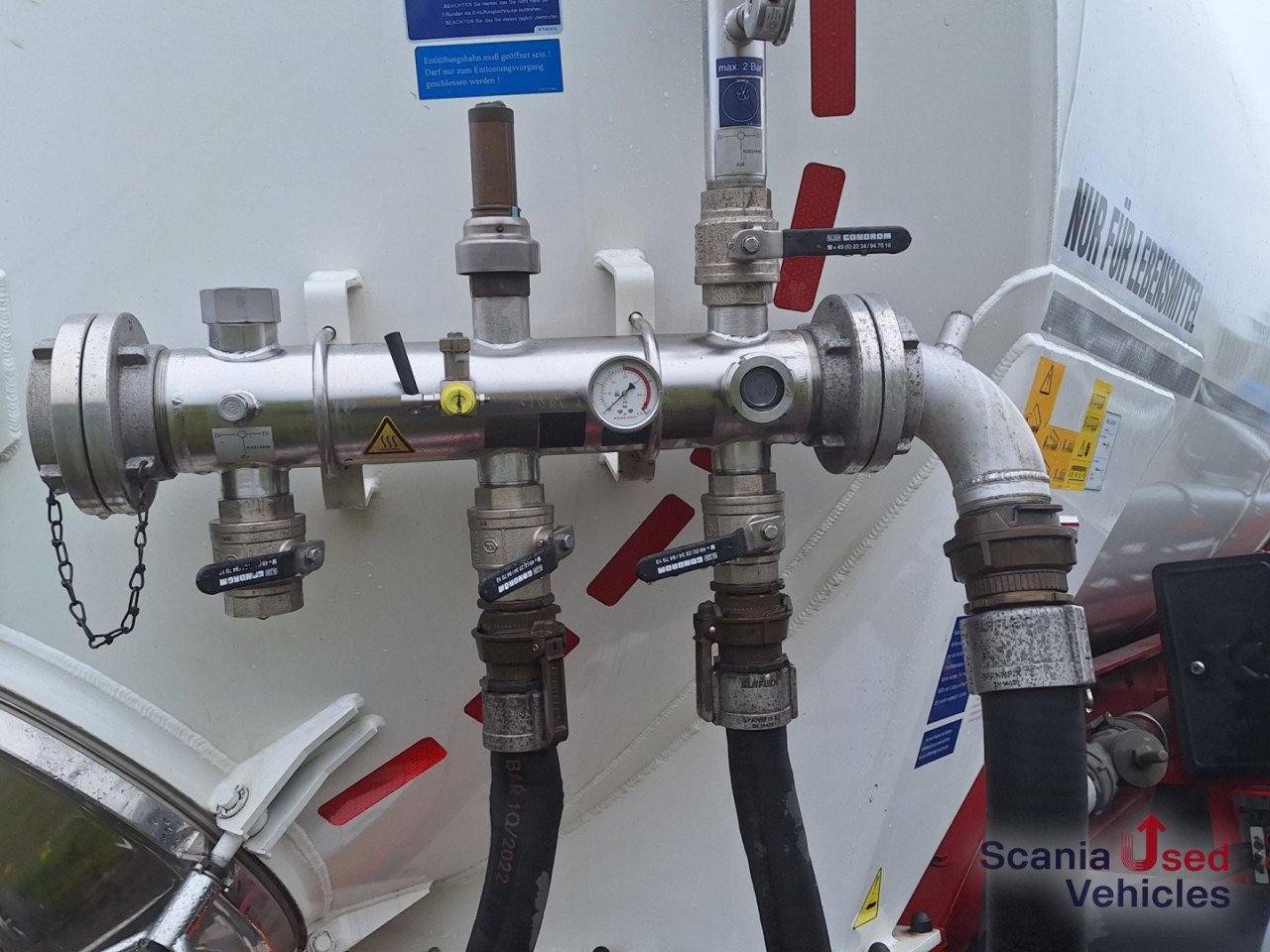 KAESSBOHRER Lebensmitteltank Kippbar SSK 40XS Neuwertig !! - 사일로 세미 트레일러 : 사진 4 KAESSBOHRER Lebensmitteltank Kippbar SSK 40XS Neuwertig !! - 사일로 세미 트레일러 : 사진 4