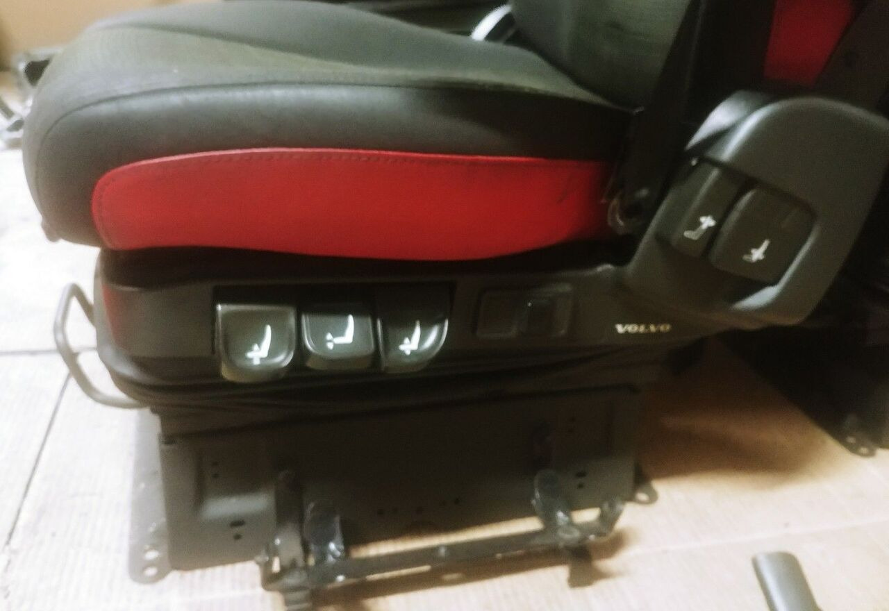 Volvo SET OF 2 PNEUMATIC AIR S, LEFT AND RIGHT, LHD Volvo FH4 - 좌석 트럭 용 : 사진 5 Volvo SET OF 2 PNEUMATIC AIR S, LEFT AND RIGHT, LHD Volvo FH4 - 좌석 트럭 용 : 사진 5