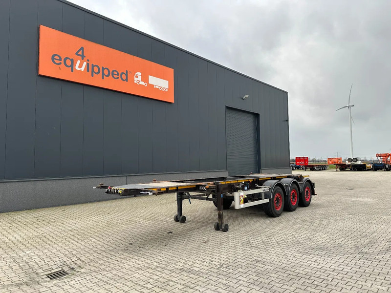 Burg 20FT ADR (EX/II, EX/III, FL, AT) Chassis, Leergewicht : 3.690kg, SAF INTRADISC, 2x Liftachse, NL-Chassis - 컨테이너 운반 장치/ 스와프 보디 세미 트레일러 : 사진 1 Burg 20FT ADR (EX/II, EX/III, FL, AT) Chassis, Leergewicht : 3.690kg, SAF INTRADISC, 2x Liftachse, NL-Chassis - 컨테이너 운반 장치/ 스와프 보디 세미 트레일러 : 사진 1