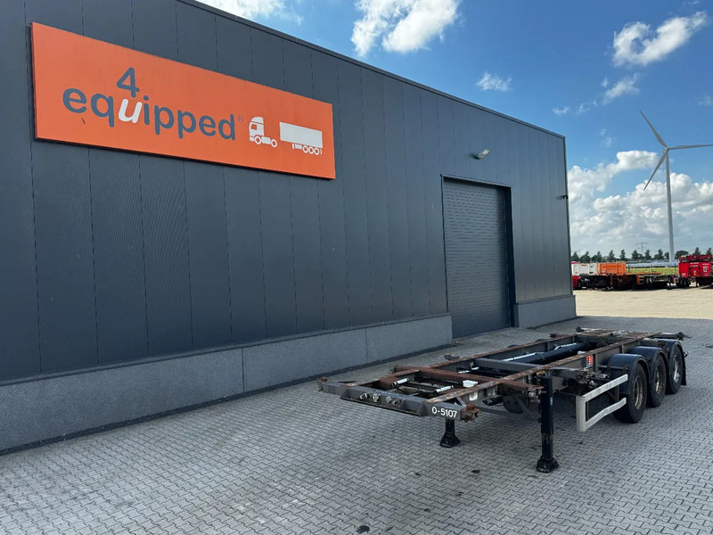 DESOT 20FT/30FT ADR-Chassis, Liftachse, Heckbundig, 2x vorhanden - 컨테이너 운반 장치/ 스와프 보디 세미 트레일러 : 사진 1 DESOT 20FT/30FT ADR-Chassis, Liftachse, Heckbundig, 2x vorhanden - 컨테이너 운반 장치/ 스와프 보디 세미 트레일러 : 사진 1