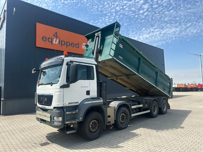 MAN TGS 35.440 AJK HARDOX KIPPER (16.5m3), 8x4, MANUAL, EURO-5, TWIN-STEER, BIG AXLES - 덤프트럭 : 사진 1 MAN TGS 35.440 AJK HARDOX KIPPER (16.5m3), 8x4, MANUAL, EURO-5, TWIN-STEER, BIG AXLES - 덤프트럭 : 사진 1