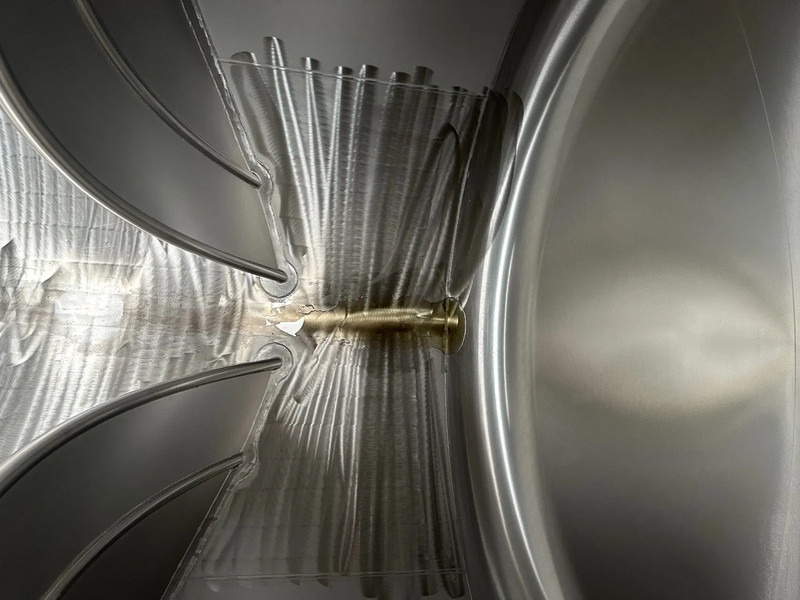 리스 SINGAMAS 20FT ISO, 26.000L/1-COMP/3 BAFFELS/3 manholes, 5Y: 08-2027, L4BN, T11 SINGAMAS 20FT ISO, 26.000L/1-COMP/3 BAFFELS/3 manholes, 5Y: 08-2027, L4BN, T11 : 사진 17 리스 SINGAMAS 20FT ISO, 26.000L/1-COMP/3 BAFFELS/3 manholes, 5Y: 08-2027, L4BN, T11 SINGAMAS 20FT ISO, 26.000L/1-COMP/3 BAFFELS/3 manholes, 5Y: 08-2027, L4BN, T11 : 사진 17