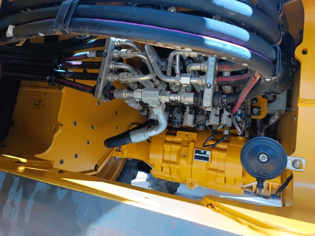 백호 로더 CAT 432  07A : 사진 8