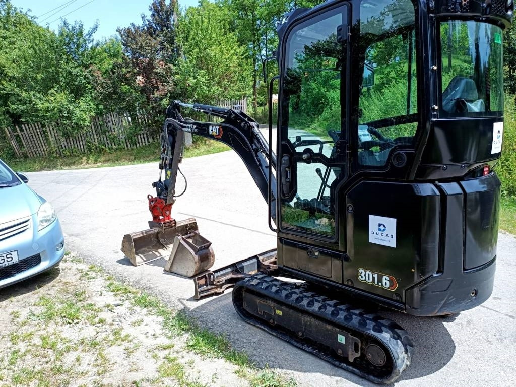 CATERPILLAR 301.6 05A - 미니 굴삭기 : 사진 4 CATERPILLAR 301.6 05A - 미니 굴삭기 : 사진 4
