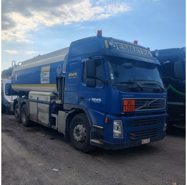 Volvo FM-400 - 유조트럭 : 사진 3 Volvo FM-400 - 유조트럭 : 사진 3