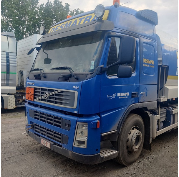 Volvo FM-400 - 유조트럭 : 사진 1 Volvo FM-400 - 유조트럭 : 사진 1