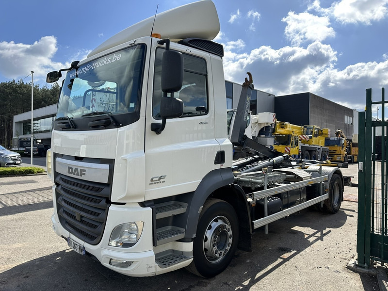 DAF CF 460 4x2 19T MARREL ABROLLKIPPER HAKEN - 5.10M + 1.30M Ausziehbarer Stoßstange - EURO 6 - 13L ENGINE - ZF AUTO - 후크 리프트 트럭 : 사진 3 DAF CF 460 4x2 19T MARREL ABROLLKIPPER HAKEN - 5.10M + 1.30M Ausziehbarer Stoßstange - EURO 6 - 13L ENGINE - ZF AUTO - 후크 리프트 트럭 : 사진 3