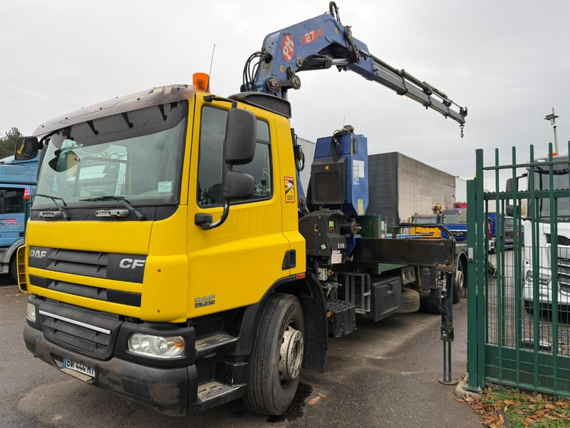 DAF CF 75.310 6X2 + CRANE PM 27 S-4 + RADIO + WINCH - FULL RAMP - LIFT + STEERING AXLE - MANUAL GEARBOX - FR TRUCK - 크레인 트럭 : 사진 4 DAF CF 75.310 6X2 + CRANE PM 27 S-4 + RADIO + WINCH - FULL RAMP - LIFT + STEERING AXLE - MANUAL GEARBOX - FR TRUCK - 크레인 트럭 : 사진 4
