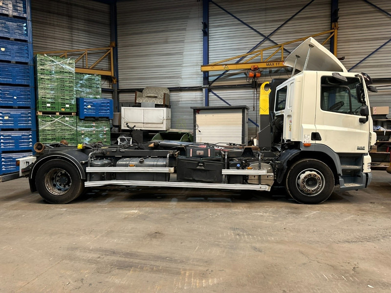 DAF CF 85.410 19T - 4x2 HOOKLIFT DALBY 16T - 5350mm - MANUAL ZF - TUV 09/2025 - EURO 5 - A/C - 후크 리프트 트럭 : 사진 4 DAF CF 85.410 19T - 4x2 HOOKLIFT DALBY 16T - 5350mm - MANUAL ZF - TUV 09/2025 - EURO 5 - A/C - 후크 리프트 트럭 : 사진 4