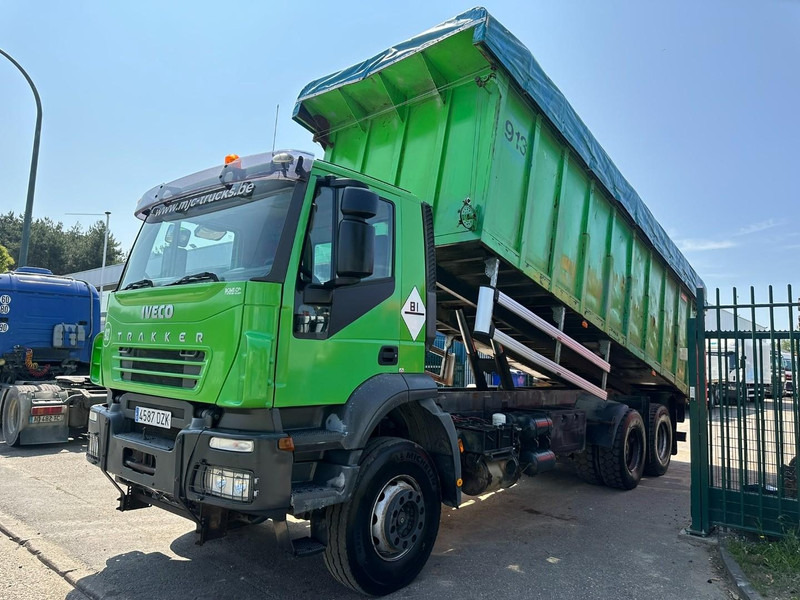 Iveco TRAKKER 310 6x4 STEEL TIPPER / KIPPER 35m³ - MANUAL ZF - BIG AXLES / HUB REDUCTION - STEEL SPRING / BLATT / LAMES - 덤프트럭 : 사진 3 Iveco TRAKKER 310 6x4 STEEL TIPPER / KIPPER 35m³ - MANUAL ZF - BIG AXLES / HUB REDUCTION - STEEL SPRING / BLATT / LAMES - 덤프트럭 : 사진 3