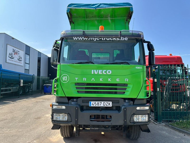 Iveco TRAKKER 310 6x4 STEEL TIPPER / KIPPER 35m³ - MANUAL ZF - BIG AXLES / HUB REDUCTION - STEEL SPRING / BLATT / LAMES - 덤프트럭 : 사진 2 Iveco TRAKKER 310 6x4 STEEL TIPPER / KIPPER 35m³ - MANUAL ZF - BIG AXLES / HUB REDUCTION - STEEL SPRING / BLATT / LAMES - 덤프트럭 : 사진 2