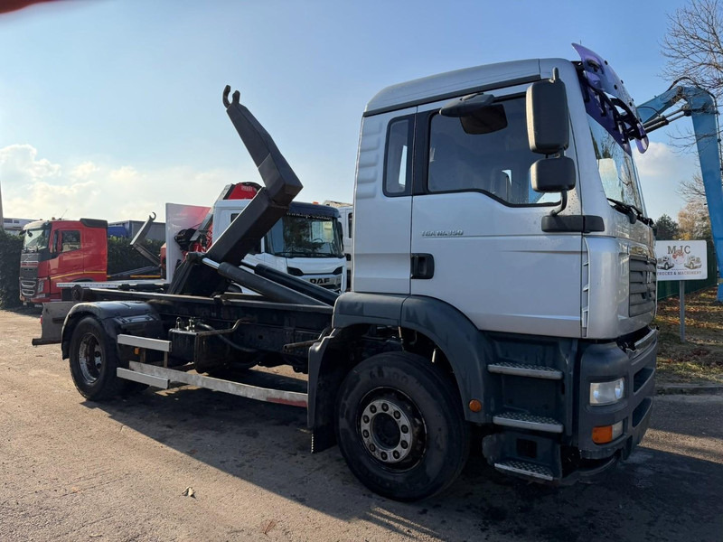 MAN TGA 18.350 4x2 19T HOOKLIFT / ABROLLKIPPER / GANCHO / AMPLIROL - EURO 3 - AS TRONIC AUTOMATIC - 후크 리프트 트럭 : 사진 1 MAN TGA 18.350 4x2 19T HOOKLIFT / ABROLLKIPPER / GANCHO / AMPLIROL - EURO 3 - AS TRONIC AUTOMATIC - 후크 리프트 트럭 : 사진 1