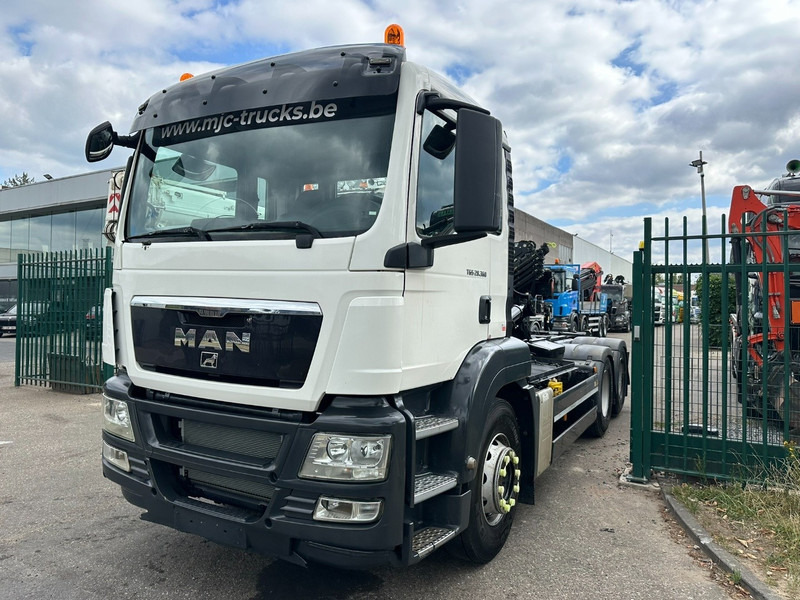MAN TGS 28.360 6x2 HOOKLIFT 21T HIAB MULTILIFT XR21-S51 - LIFT AXLE - BE TRUCK - 후크 리프트 트럭 : 사진 2 MAN TGS 28.360 6x2 HOOKLIFT 21T HIAB MULTILIFT XR21-S51 - LIFT AXLE - BE TRUCK - 후크 리프트 트럭 : 사진 2