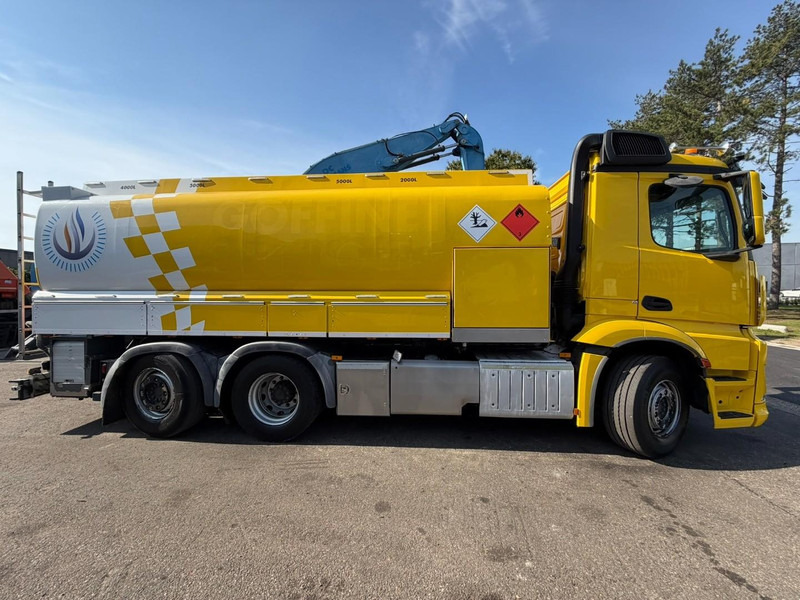 Mercedes-Benz ANTOS 2632 6x2 FUEL TANKER 16.000L - 4 COMP - DIESEL / PETROL - RETARDER - EURO 6 - LIFT / STEERING AXLE - *FULL AIR* - BE TRUCK - 유조트럭 : 사진 4 Mercedes-Benz ANTOS 2632 6x2 FUEL TANKER 16.000L - 4 COMP - DIESEL / PETROL - RETARDER - EURO 6 - LIFT / STEERING AXLE - *FULL AIR* - BE TRUCK - 유조트럭 : 사진 4
