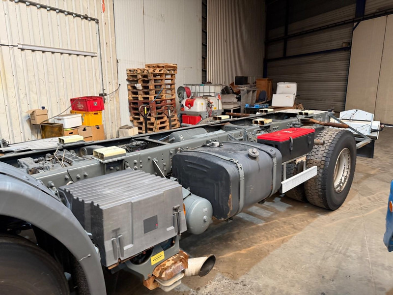 Scania P310 4x2 CHASSIS - ADR (ex tanker) - *322.000km* - AIR SUSPENSION - MANUAL - BE TRUCK - 유조트럭 : 사진 5 Scania P310 4x2 CHASSIS - ADR (ex tanker) - *322.000km* - AIR SUSPENSION - MANUAL - BE TRUCK - 유조트럭 : 사진 5