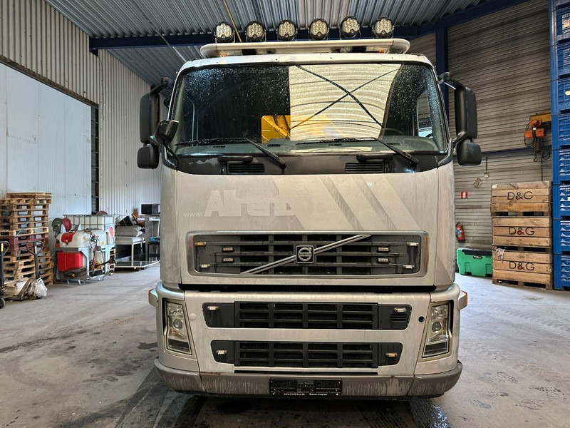 Volvo FH12-420 8x4 HOOKLIFT AJK + CRANE EFFER 250 - 3S - RADIO - TRIDEM LIFT + STEERING AXLE - I SHIFT - BE TRUCK - 후크 리프트 트럭, 크레인 트럭 : 사진 2 Volvo FH12-420 8x4 HOOKLIFT AJK + CRANE EFFER 250 - 3S - RADIO - TRIDEM LIFT + STEERING AXLE - I SHIFT - BE TRUCK - 후크 리프트 트럭, 크레인 트럭 : 사진 2