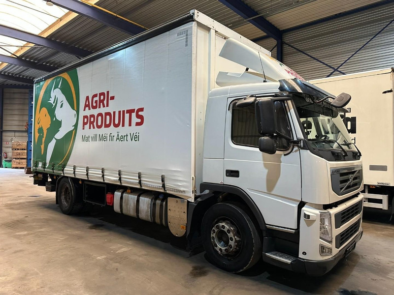 Volvo FM 330 4x2 BOX 7m x 2m48 x 2m75 - 542.000km - EURO 5 - I SHIFT - 19T - A/C - LARGE TAILLIFT - 커튼사이더 트럭 : 사진 1 Volvo FM 330 4x2 BOX 7m x 2m48 x 2m75 - 542.000km - EURO 5 - I SHIFT - 19T - A/C - LARGE TAILLIFT - 커튼사이더 트럭 : 사진 1