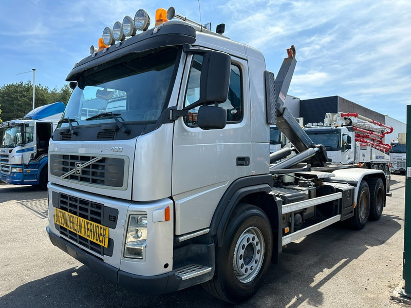 Volvo FM 400 6x4 HOOKLIFT / HAAKARM WAF 20T - EURO 5 - MANUAL - BLADVERING / STEEL SUSPENSION - TÜV 02/2026 - BE TRUCK - 후크 리프트 트럭 : 사진 3 Volvo FM 400 6x4 HOOKLIFT / HAAKARM WAF 20T - EURO 5 - MANUAL - BLADVERING / STEEL SUSPENSION - TÜV 02/2026 - BE TRUCK - 후크 리프트 트럭 : 사진 3