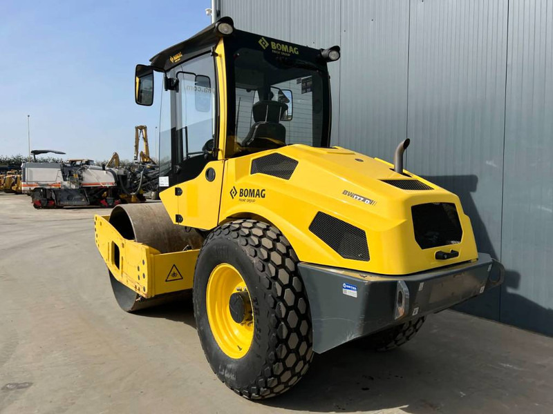 Bomag BW177D-5 - 롤러 : 사진 2 Bomag BW177D-5 - 롤러 : 사진 2