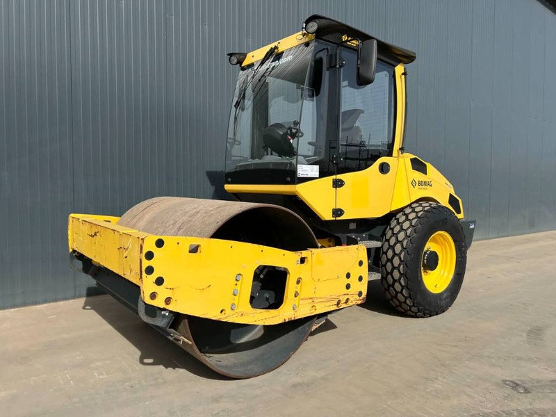 Bomag BW177D-5 - 롤러 : 사진 1 Bomag BW177D-5 - 롤러 : 사진 1