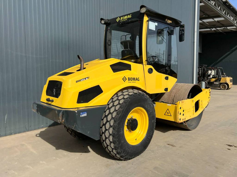 Bomag BW177D-5 - 롤러 : 사진 4 Bomag BW177D-5 - 롤러 : 사진 4