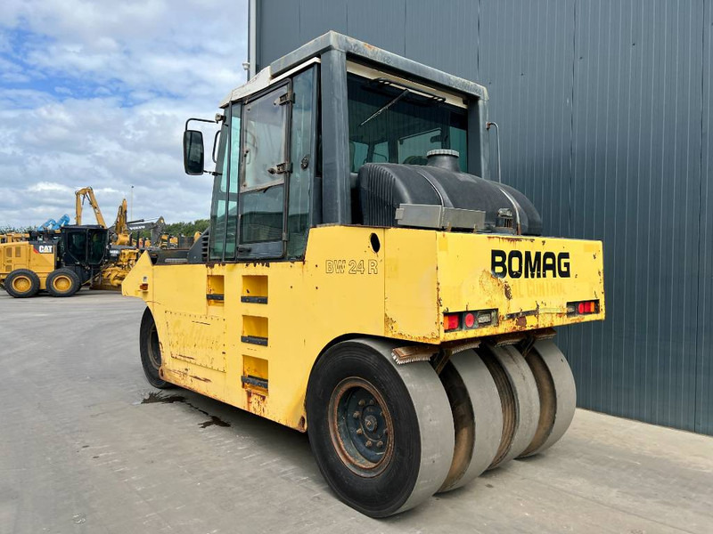 Bomag BW24R - 공압 롤러 : 사진 4 Bomag BW24R - 공압 롤러 : 사진 4