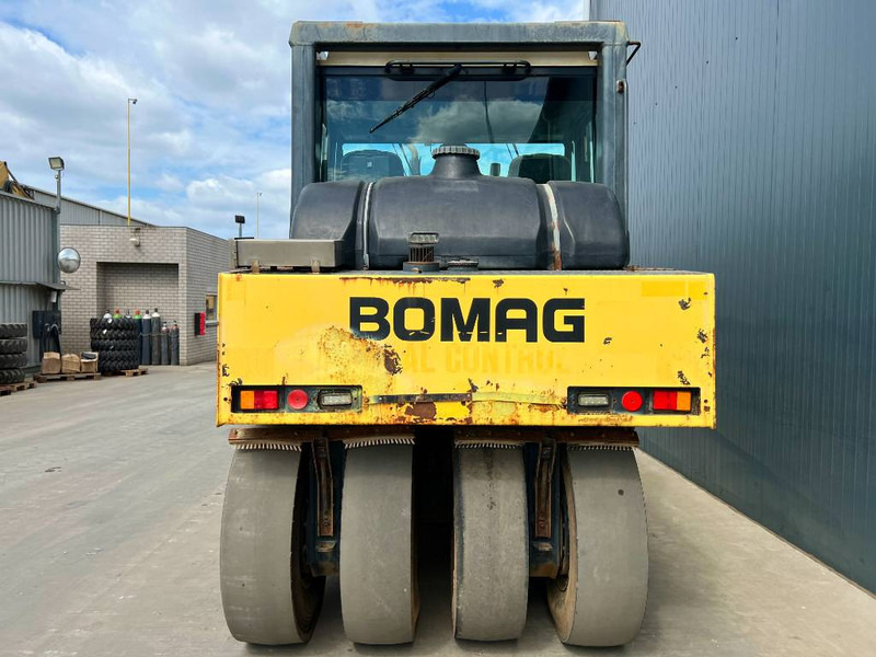 Bomag BW24R - 공압 롤러 : 사진 5 Bomag BW24R - 공압 롤러 : 사진 5