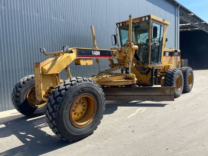 Cat 140H - 3306 Engine - 그레이더 : 사진 1 Cat 140H - 3306 Engine - 그레이더 : 사진 1