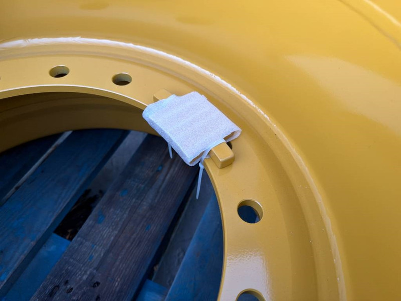 Cat 17.00-25/1.7 RIM for 20.5 x 25 - CAT 938M - 휠 및 타이어 건설기계 용 : 사진 3 Cat 17.00-25/1.7 RIM for 20.5 x 25 - CAT 938M - 휠 및 타이어 건설기계 용 : 사진 3