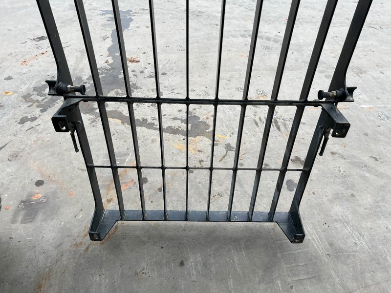 Cat 313E / 320F / 323E / 325F / 329E / 330F / 336E / 3 - 운전실 및 내부 건설기계 용 : 사진 4 Cat 313E / 320F / 323E / 325F / 329E / 330F / 336E / 3 - 운전실 및 내부 건설기계 용 : 사진 4