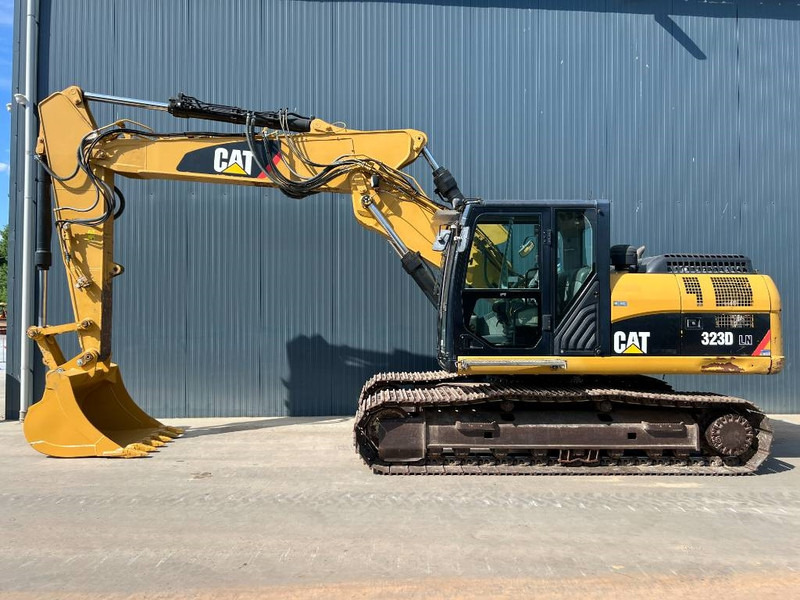 Cat 323D LN VA - 크롤러 굴삭기 : 사진 2 Cat 323D LN VA - 크롤러 굴삭기 : 사진 2
