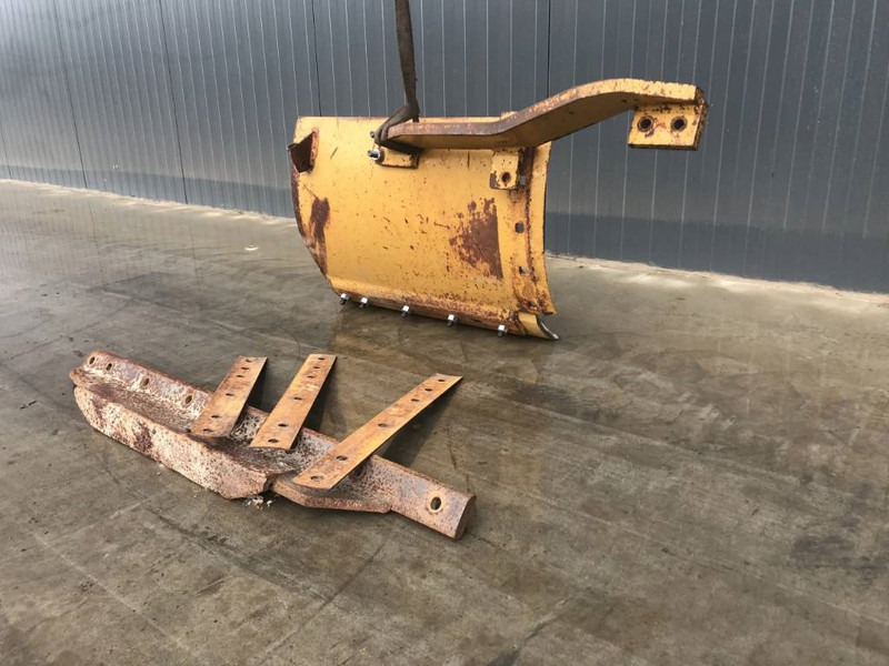 Cat Blade Extension 12H / 12K / 140H / 140K - 블레이드 건설기계 용 : 사진 2 Cat Blade Extension 12H / 12K / 140H / 140K - 블레이드 건설기계 용 : 사진 2