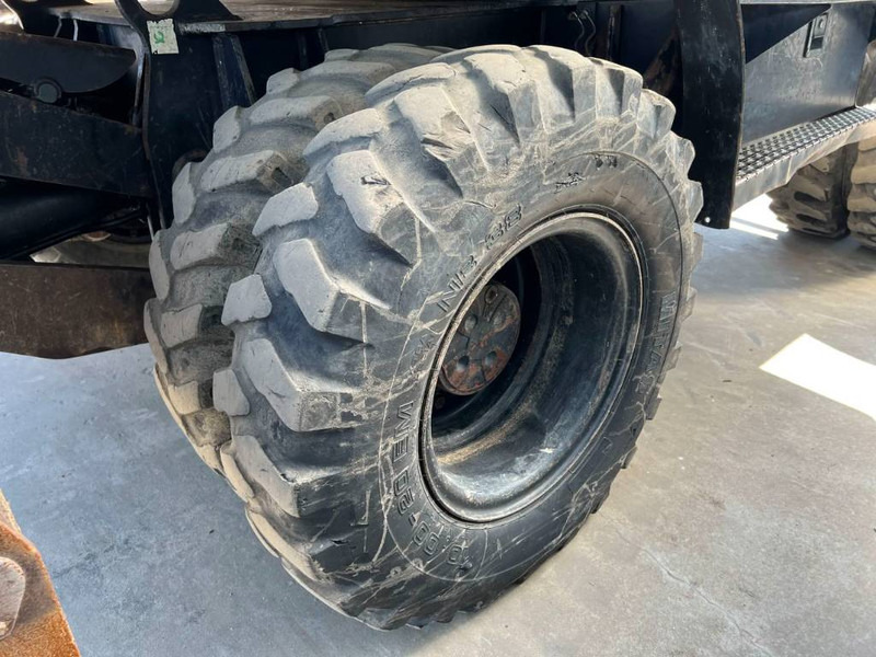 휠 굴삭기 Cat M316C : 사진 19