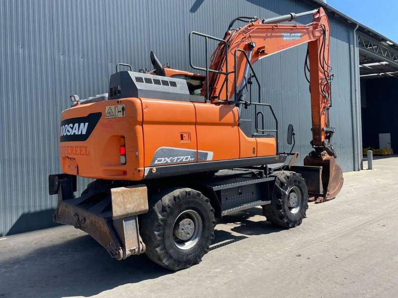 Doosan DX170W-5 - 휠 굴삭기 : 사진 4 Doosan DX170W-5 - 휠 굴삭기 : 사진 4