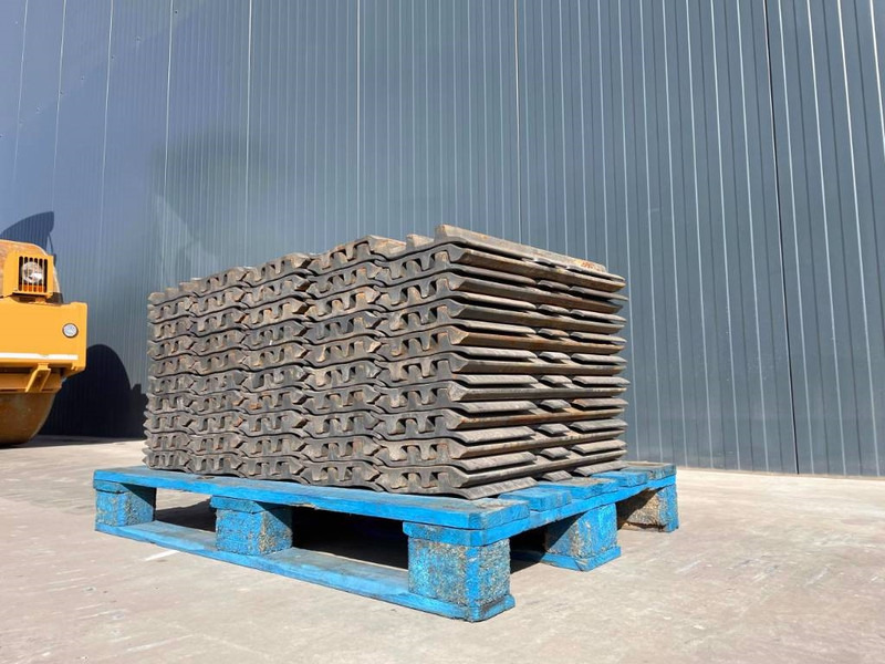 FIAT-HITACHI EX255 - 프레임/ 시 건설기계 용 : 사진 2 FIAT-HITACHI EX255 - 프레임/ 시 건설기계 용 : 사진 2