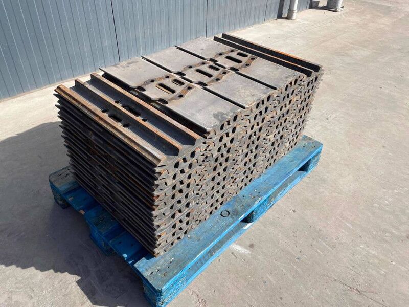 Hyundai R210 / R215 / R220 / R235 / R250 / R260 - 프레임/ 시 건설기계 용 : 사진 1 Hyundai R210 / R215 / R220 / R235 / R250 / R260 - 프레임/ 시 건설기계 용 : 사진 1