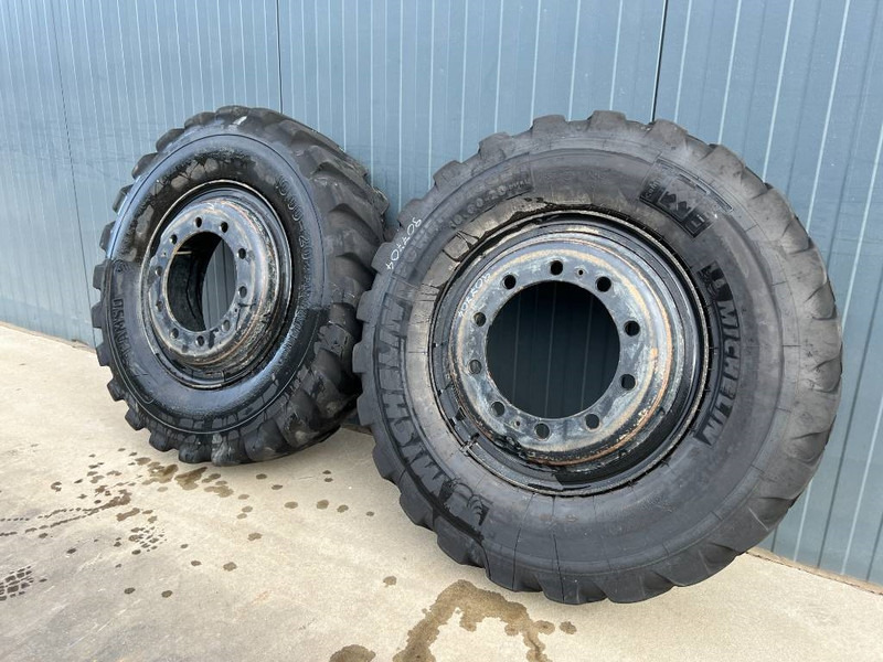 Michelin 1000 x 20 banden / 10.00 x 20: 1x2 Reifen - 휠 및 타이어 건설기계 용 : 사진 2 Michelin 1000 x 20 banden / 10.00 x 20: 1x2 Reifen - 휠 및 타이어 건설기계 용 : 사진 2