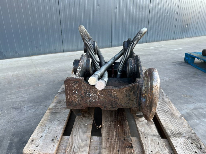 OilQuick OQ65 - 311F / 313F / 315F - 퀵 커플러 건설기계 용 : 사진 2 OilQuick OQ65 - 311F / 313F / 315F - 퀵 커플러 건설기계 용 : 사진 2