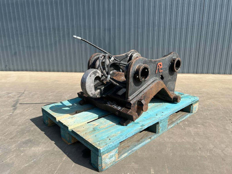 Verachtert CW40 - 320E - 퀵 커플러 건설기계 용 : 사진 1 Verachtert CW40 - 320E - 퀵 커플러 건설기계 용 : 사진 1