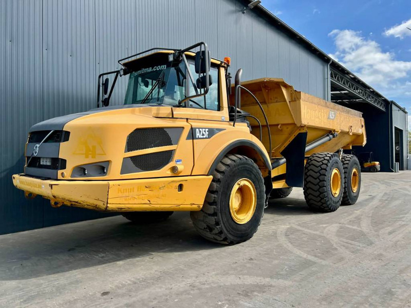 관절 덤프 Volvo A25F : 사진 1