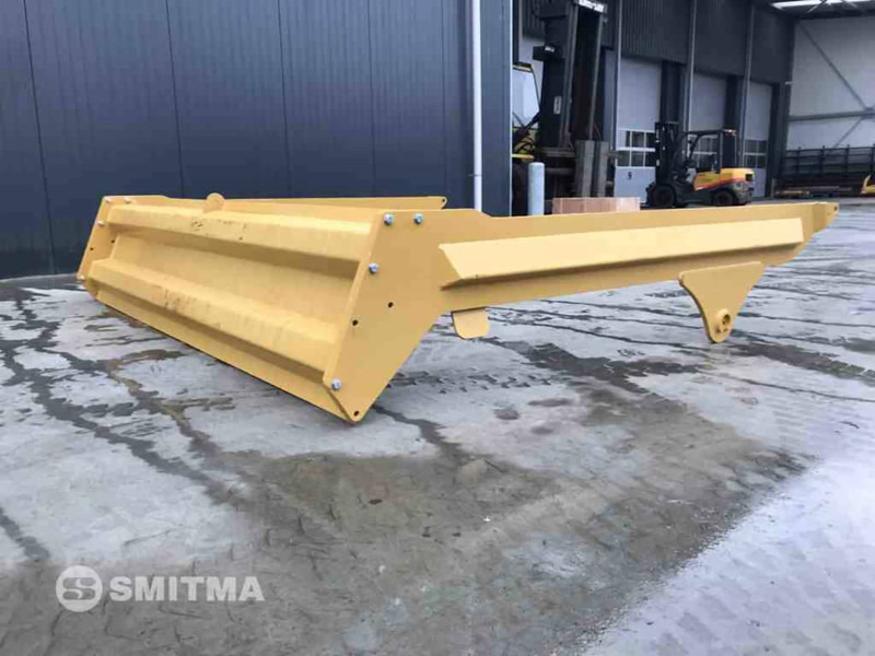 Volvo A35F - 테일 리프트 건설기계 용 : 사진 4 Volvo A35F - 테일 리프트 건설기계 용 : 사진 4