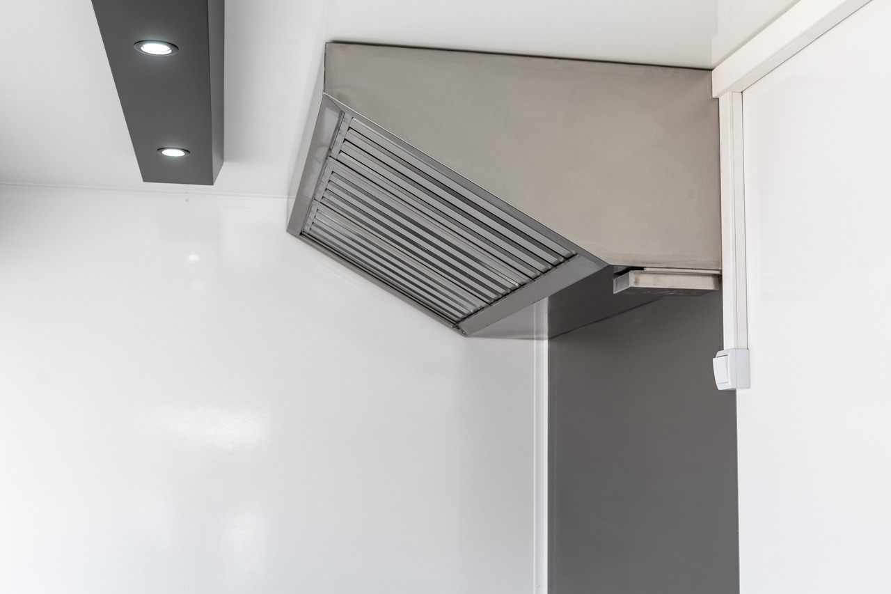 Bannert IMBISS, Przyczepa gastronomiczna, Trailer, Anhänger - 자판기 트레일러 : 사진 4 Bannert IMBISS, Przyczepa gastronomiczna, Trailer, Anhänger - 자판기 트레일러 : 사진 4