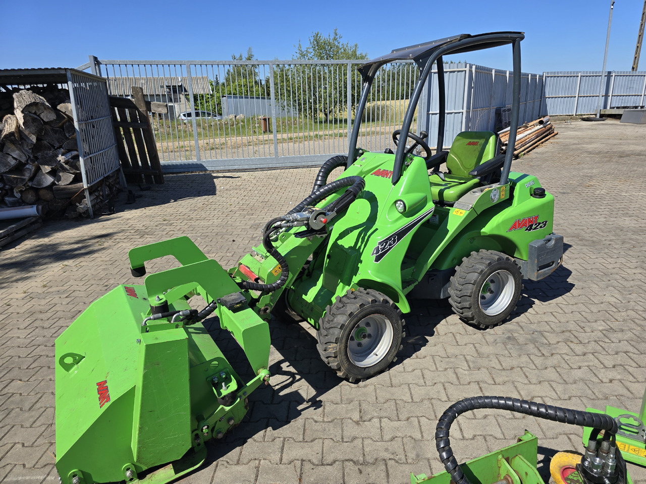 AVANT 423 - 스키드 스티어 로더 : 사진 2 AVANT 423 - 스키드 스티어 로더 : 사진 2