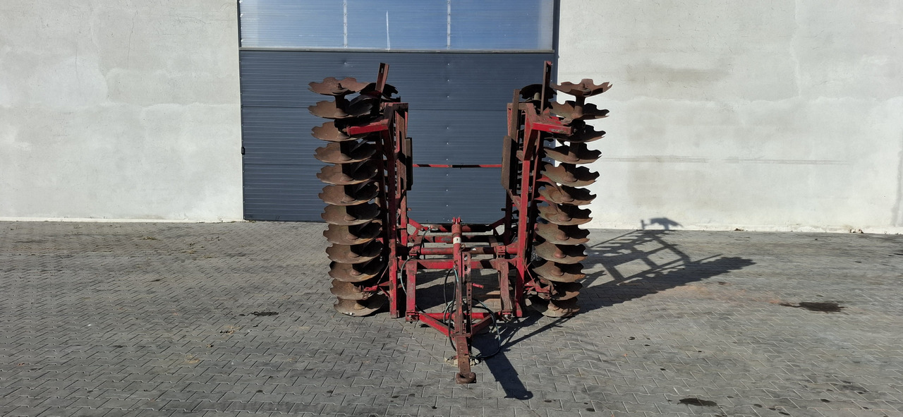 Brona talerzowa 4.4 m - 체인 해로 : 사진 1 Brona talerzowa 4.4 m - 체인 해로 : 사진 1