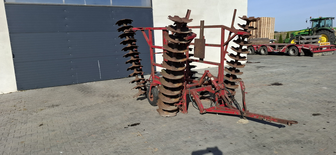 Brona talerzowa 4.4 m - 체인 해로 : 사진 4 Brona talerzowa 4.4 m - 체인 해로 : 사진 4