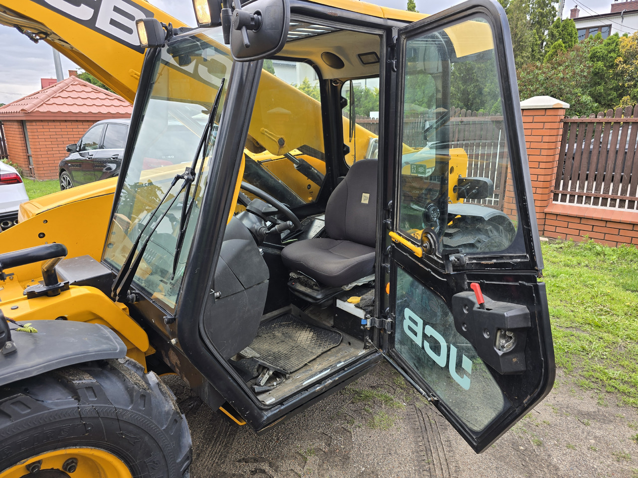 JCB 525.60 AGRI PLUS - 텔레스코픽 핸들러 : 사진 4 JCB 525.60 AGRI PLUS - 텔레스코픽 핸들러 : 사진 4