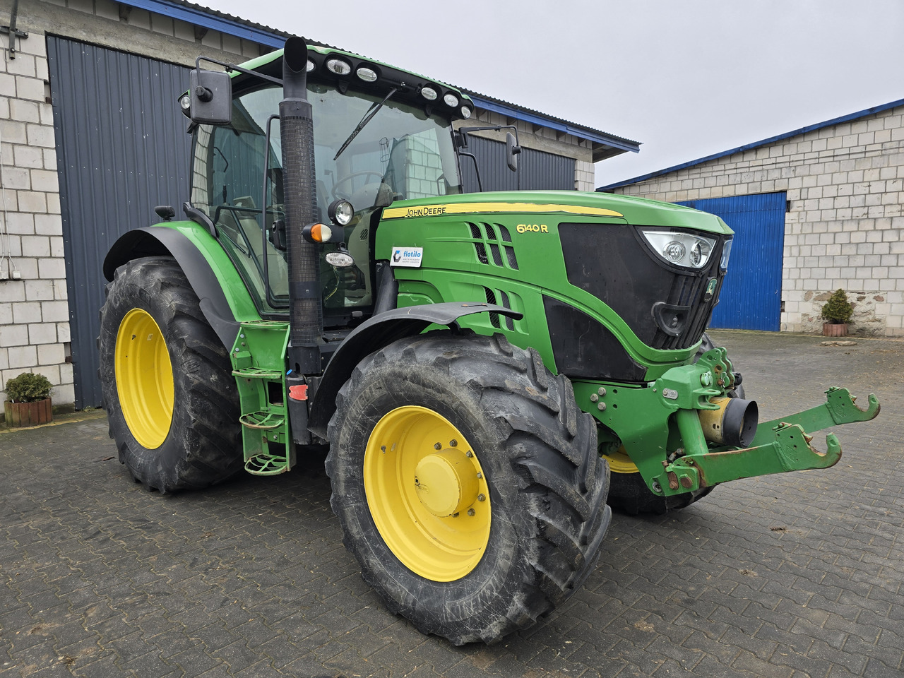 JOHN DEERE 6140R - 장궤형 트랙터 : 사진 3 JOHN DEERE 6140R - 장궤형 트랙터 : 사진 3