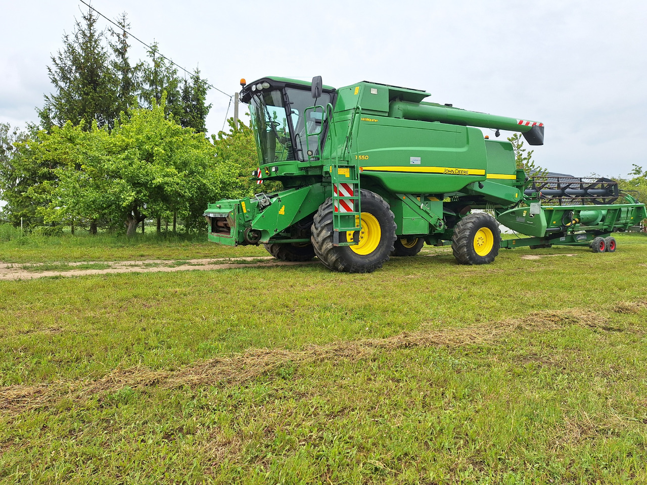 John Deere T550 - 목초수확기 : 사진 5 John Deere T550 - 목초수확기 : 사진 5